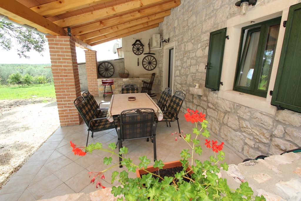 Holiday Home Vinkovic Poreč Exteriör bild